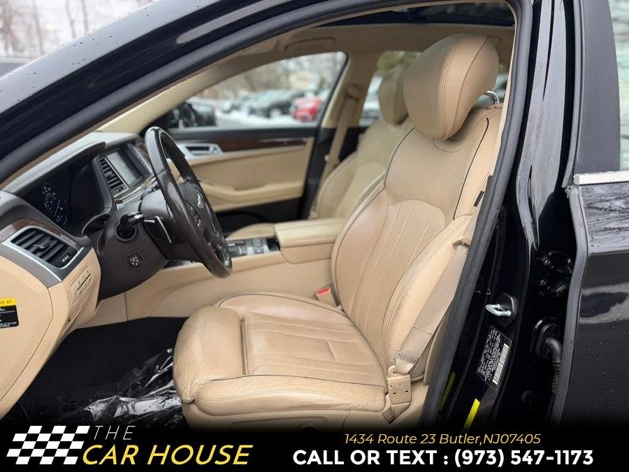 2015 Hyundai Genesis - Image 11 of 15
