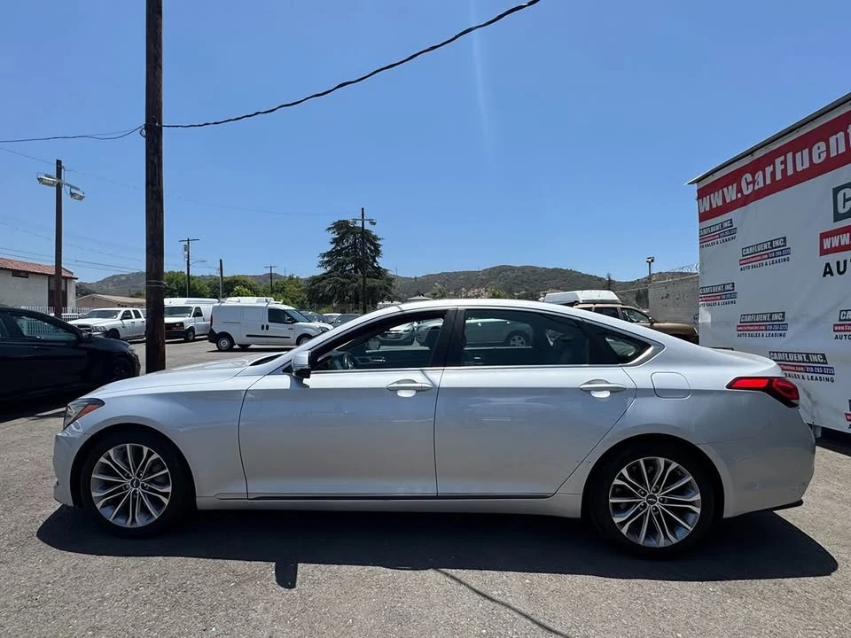 2015 Hyundai Genesis - Image 4 of 20