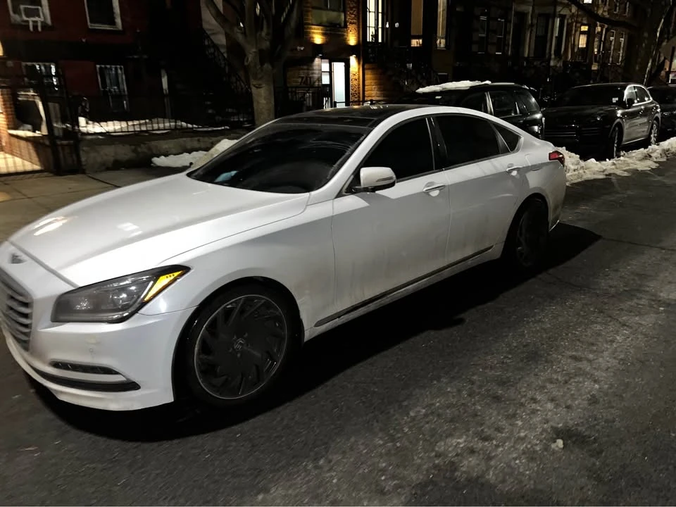 2015 Hyundai Genesis - Image 2 of 7