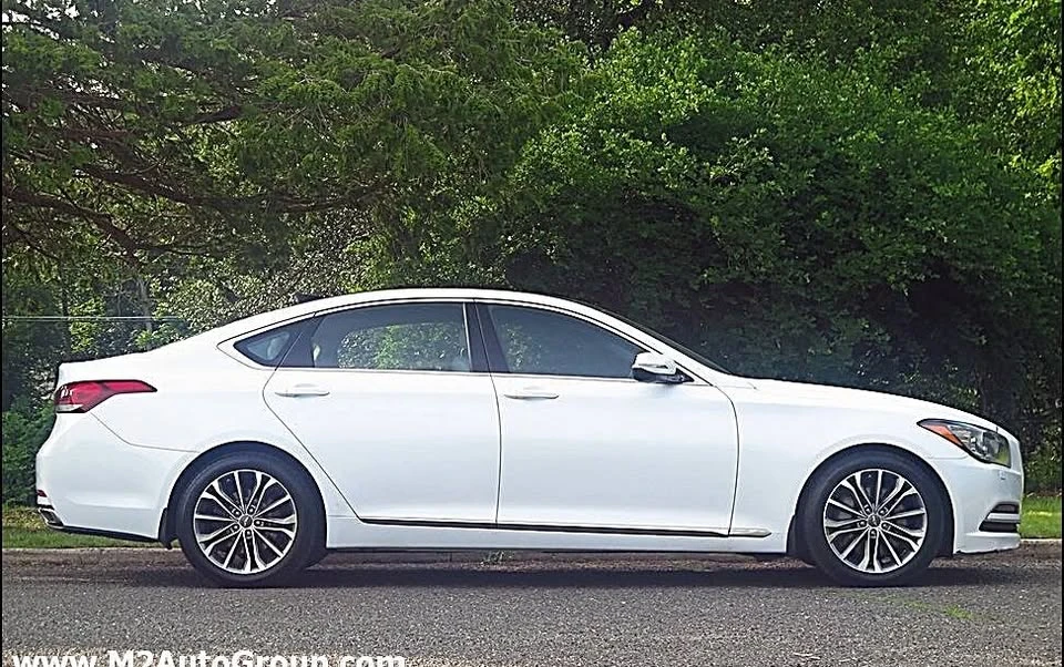 2015 Hyundai Genesis - Image 5 of 20