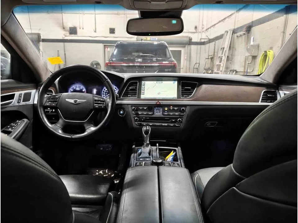2015 Hyundai Genesis - Image 5 of 6