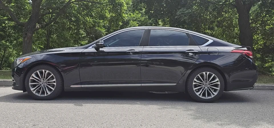2015 Hyundai Genesis - Image 4 of 16