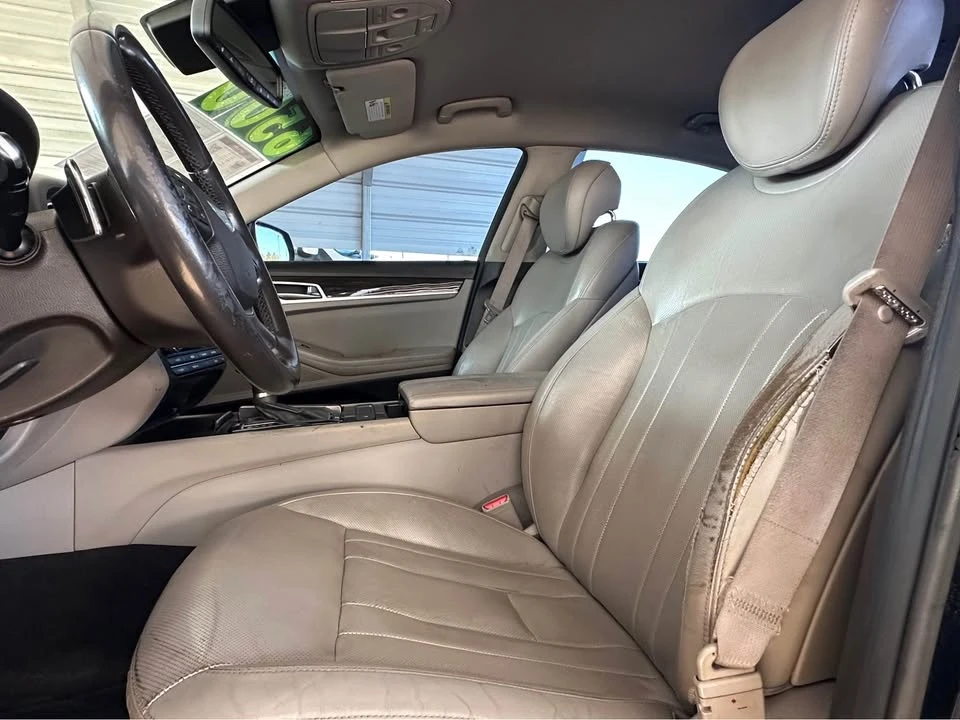 2015 Hyundai Genesis - Image 18 of 18