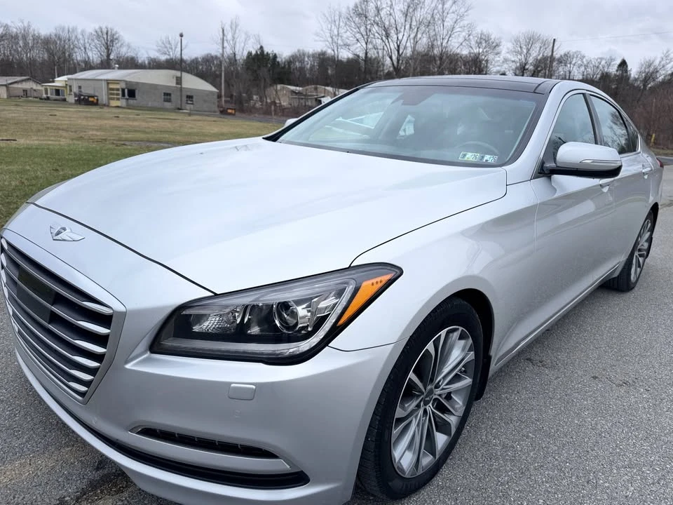 2015 Hyundai Genesis - Image 3 of 17