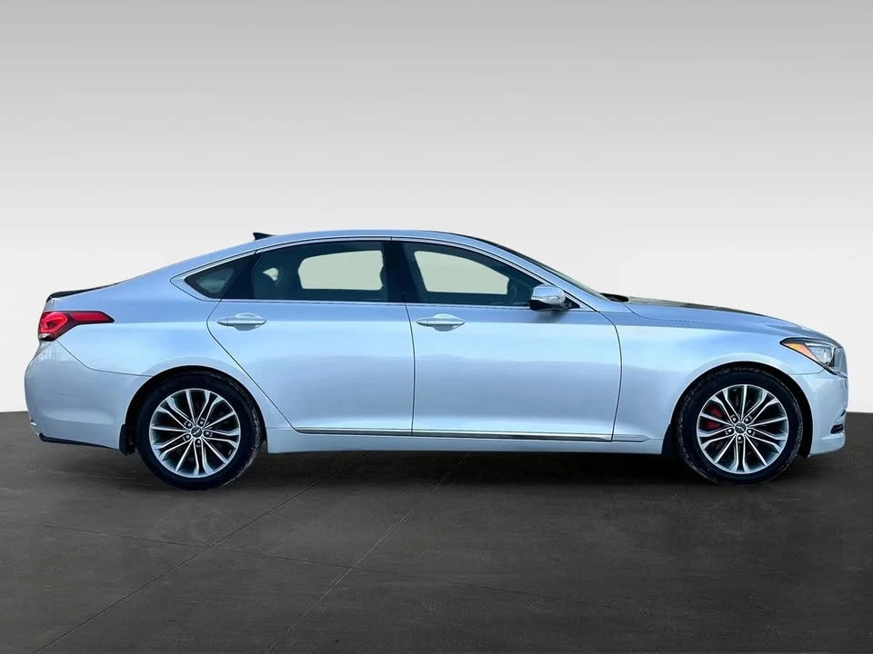 2015 Hyundai Genesis - Image 8 of 20