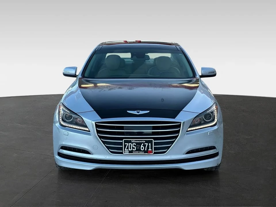 2015 Hyundai Genesis - Image 2 of 20