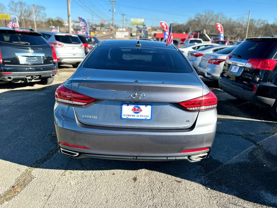 2015 Hyundai Genesis - Image 5 of 20