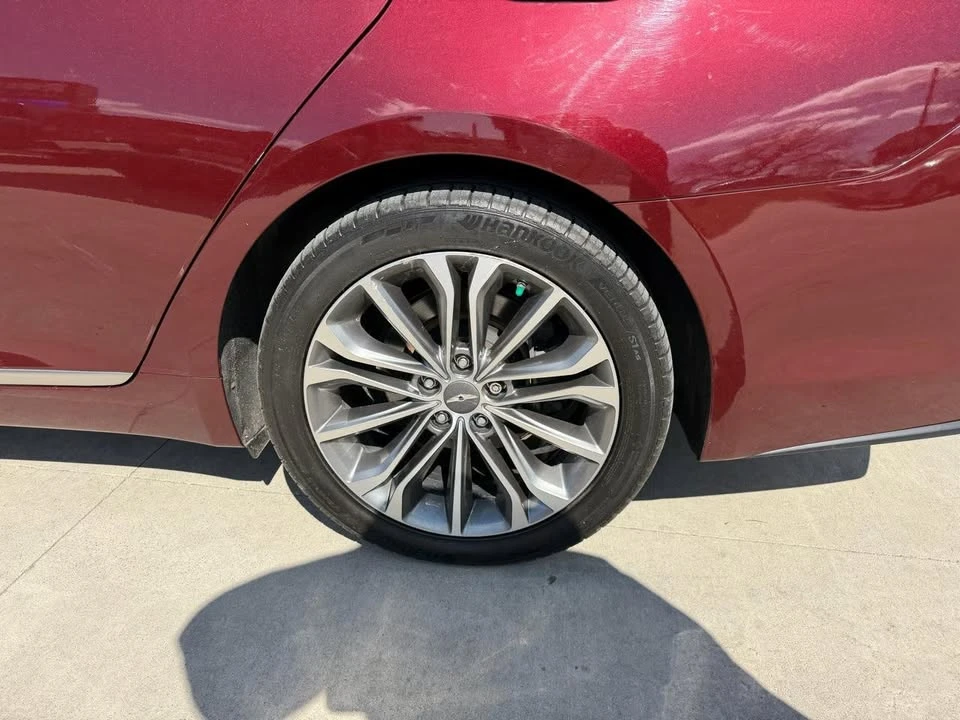 2015 Hyundai Genesis - Image 7 of 16