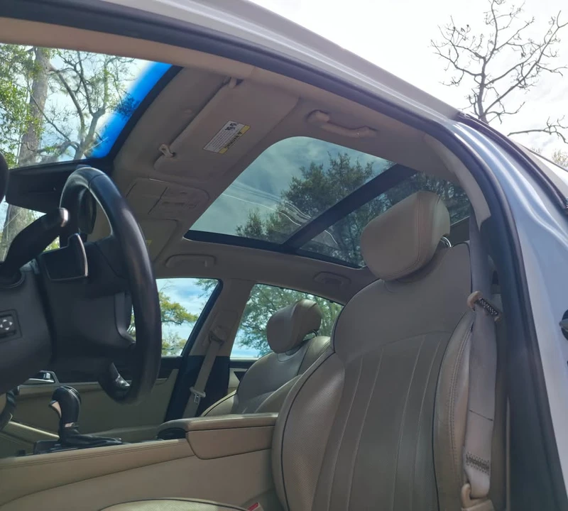 2015 Hyundai Genesis - Image 18 of 20