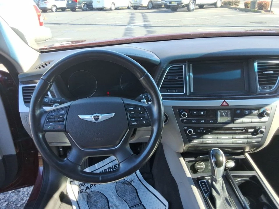 2015 Hyundai Genesis - Image 9 of 20