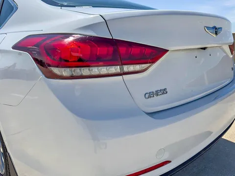 2015 Hyundai Genesis