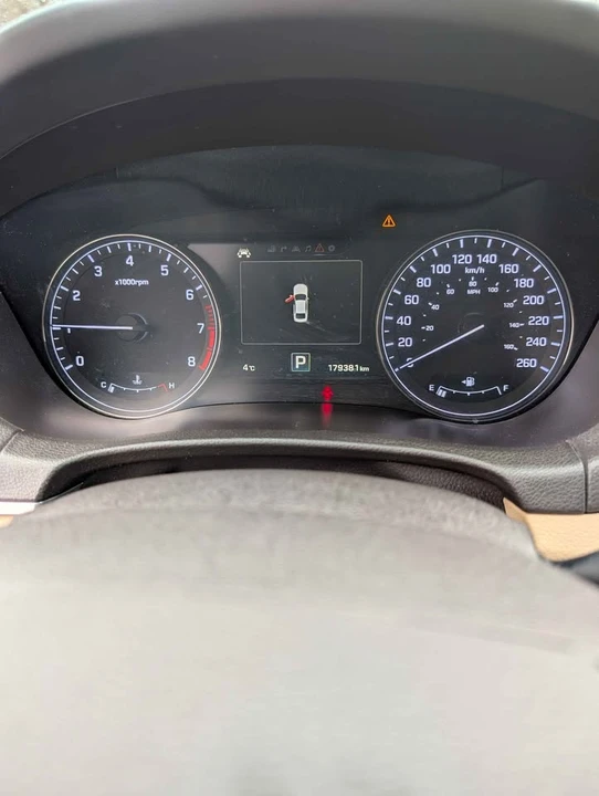 2015 Hyundai Genesis - Image 12 of 12