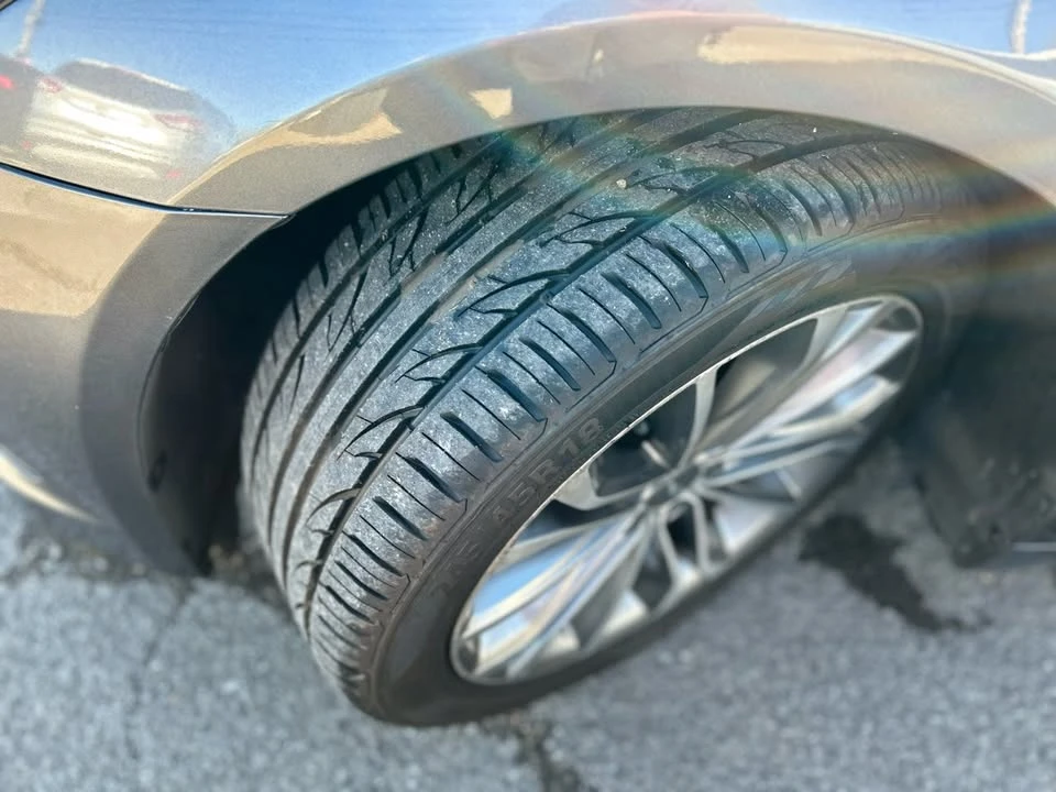 2015 Hyundai Genesis - Image 7 of 20