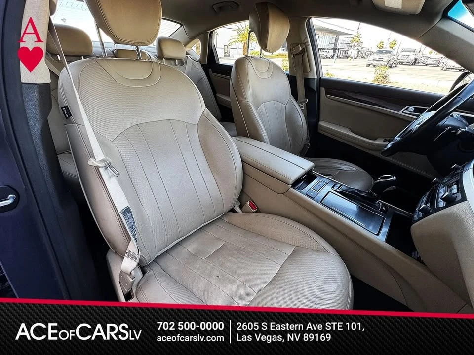 2015 Hyundai Genesis - Image 13 of 19
