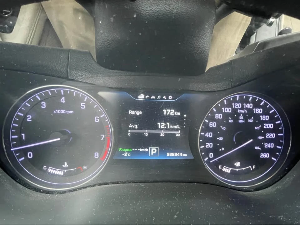 2015 Hyundai Genesis - Image 18 of 20