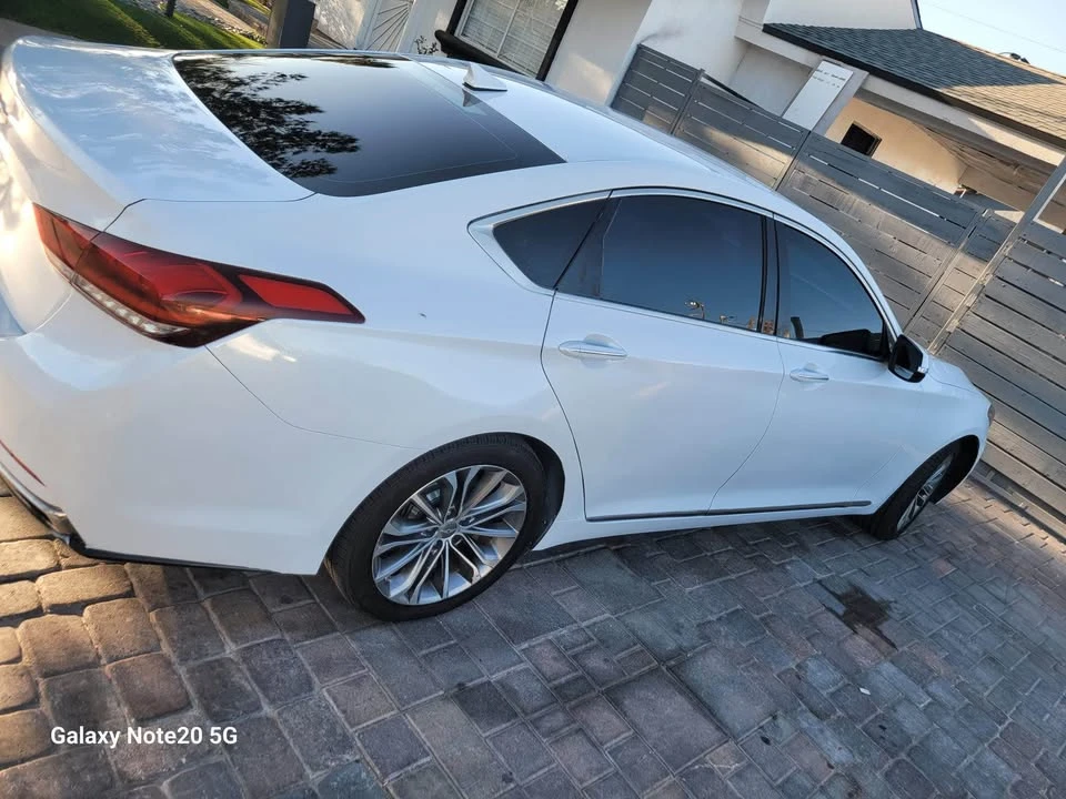 2015 Hyundai Genesis - Image 3 of 12