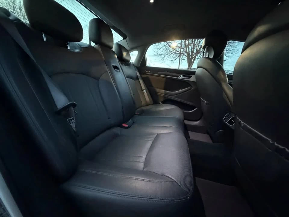 2015 Hyundai Genesis - Image 20 of 20