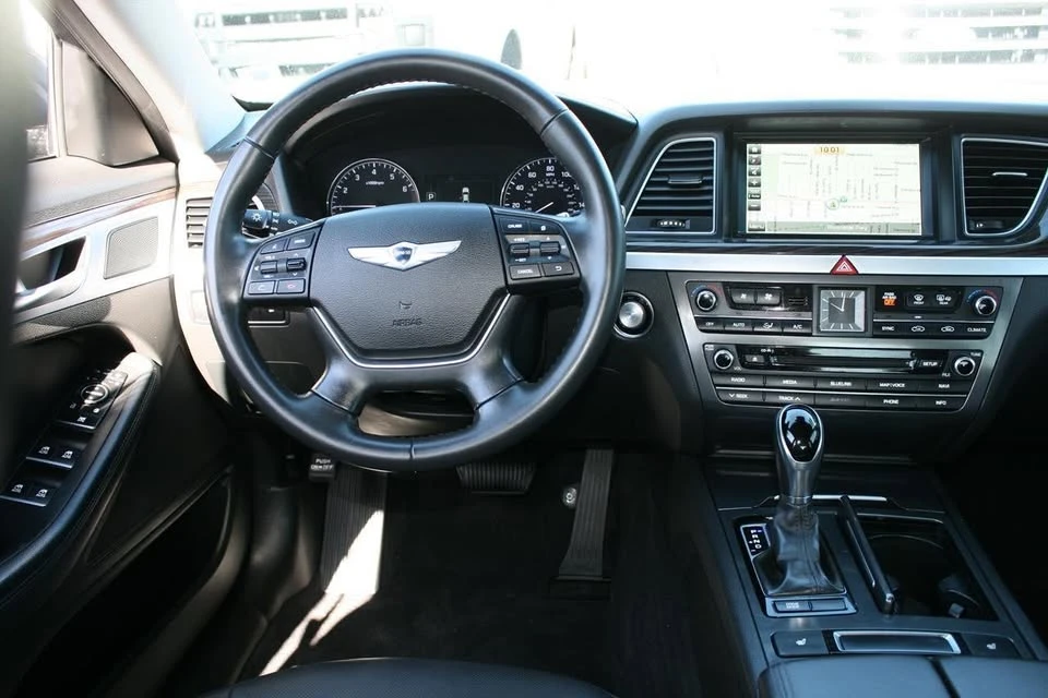2015 Hyundai Genesis - Image 6 of 20