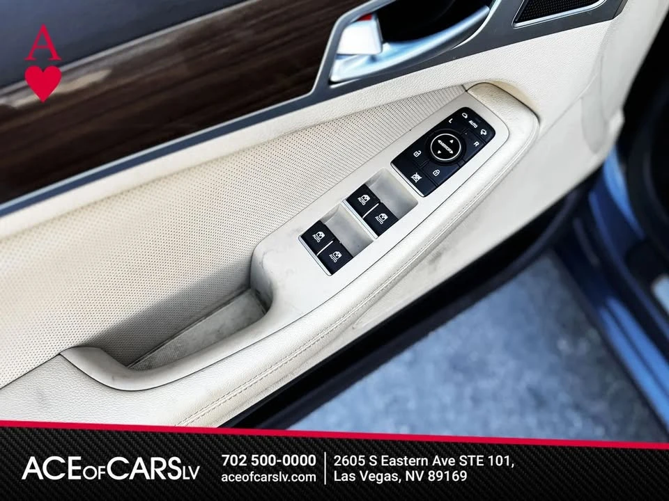 2015 Hyundai Genesis - Image 17 of 19