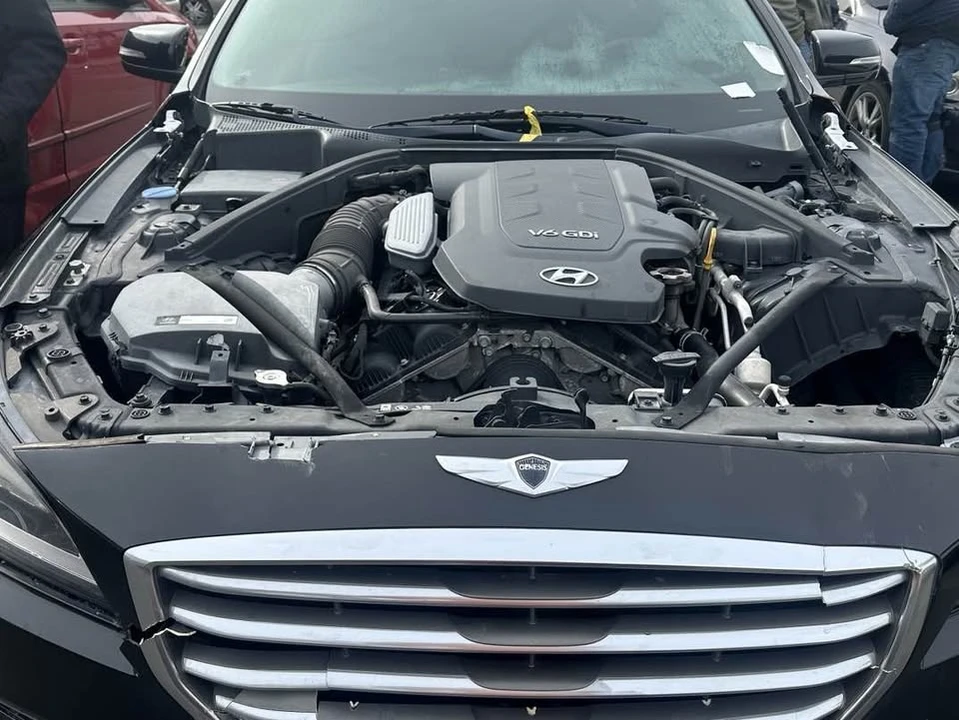 2015 Hyundai Genesis - Image 3 of 6