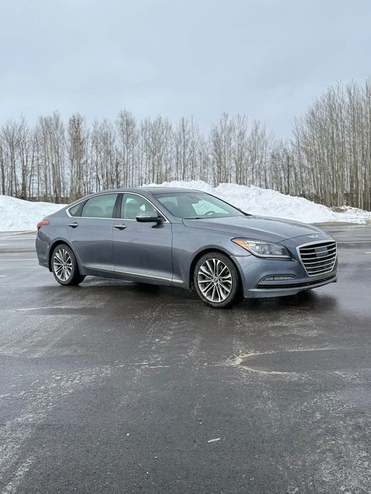 2015 Hyundai Genesis - Image 4 of 14