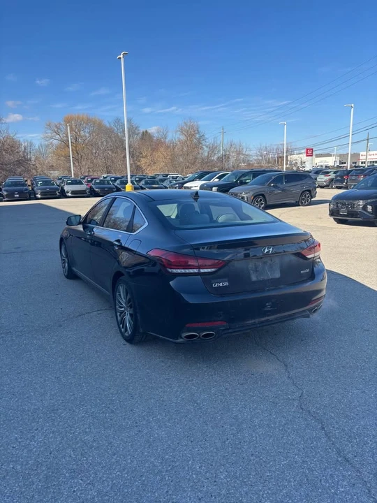 2015 Hyundai Genesis - Image 7 of 12