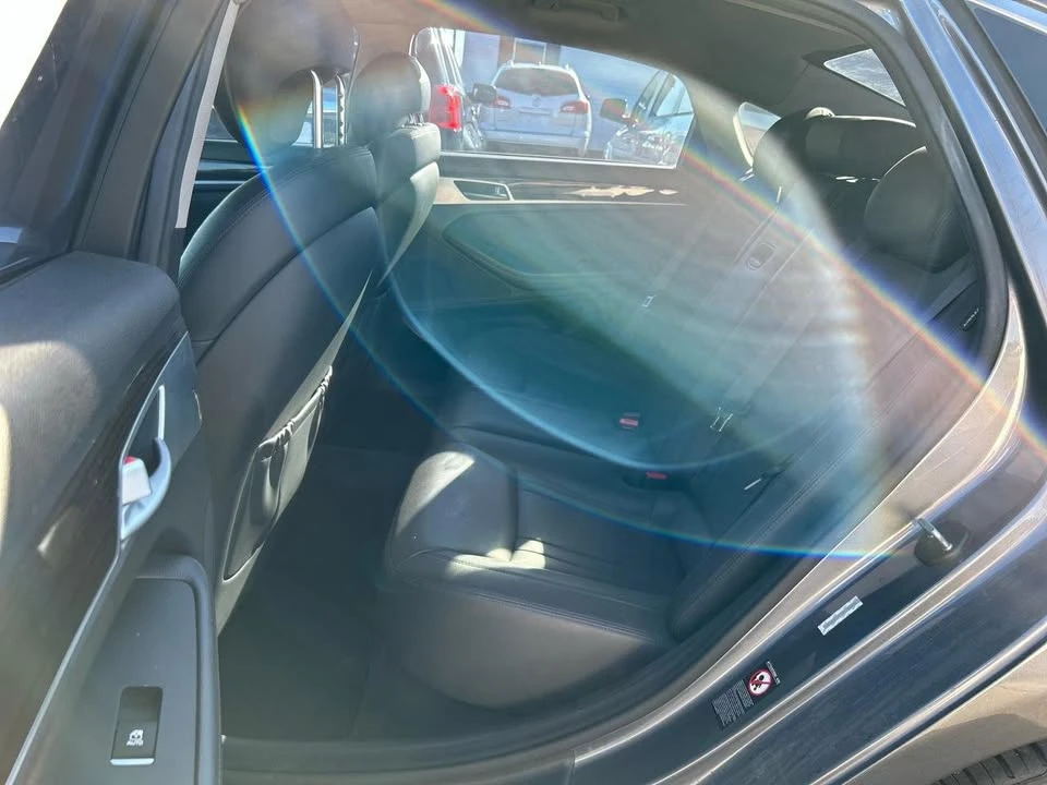 2015 Hyundai Genesis - Image 15 of 20