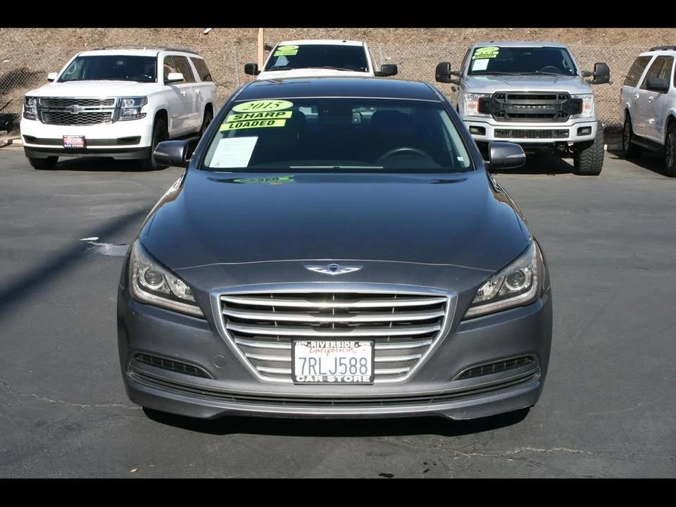 2015 Hyundai Genesis - Image 10 of 20