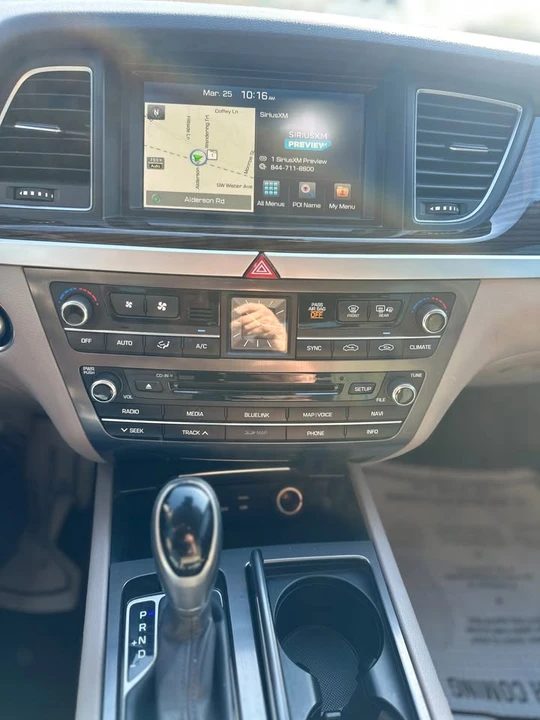 2015 Hyundai Genesis - Image 15 of 15