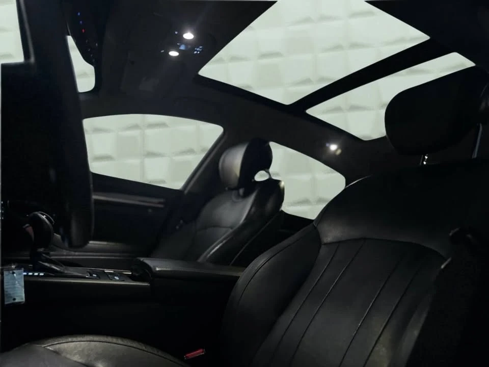 2015 Hyundai Genesis - Image 13 of 20