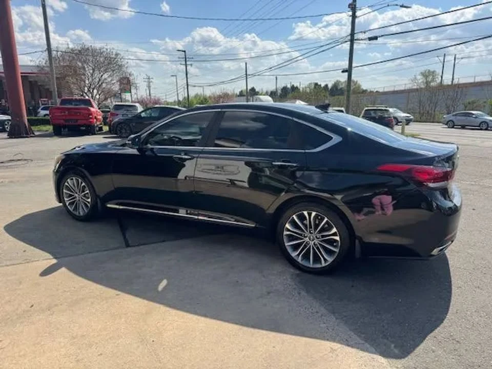 2015 Hyundai Genesis - Image 5 of 8