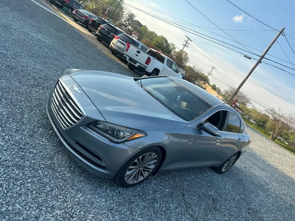 2015 Hyundai Genesis - Image 4 of 10