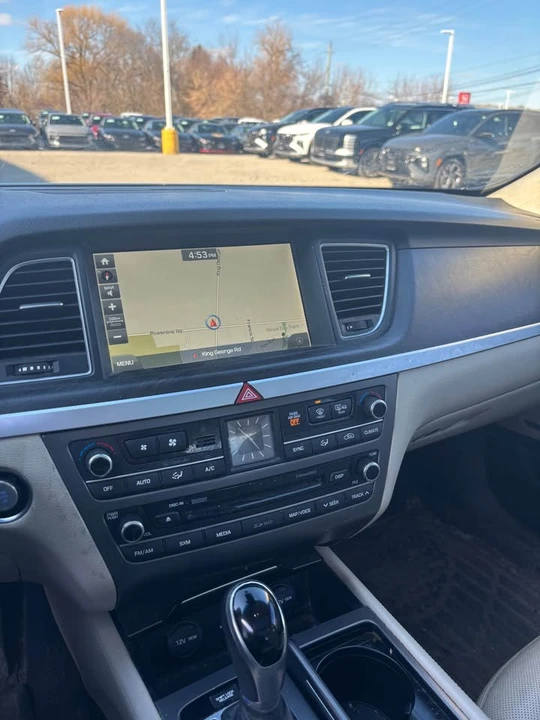 2015 Hyundai Genesis - Image 11 of 12