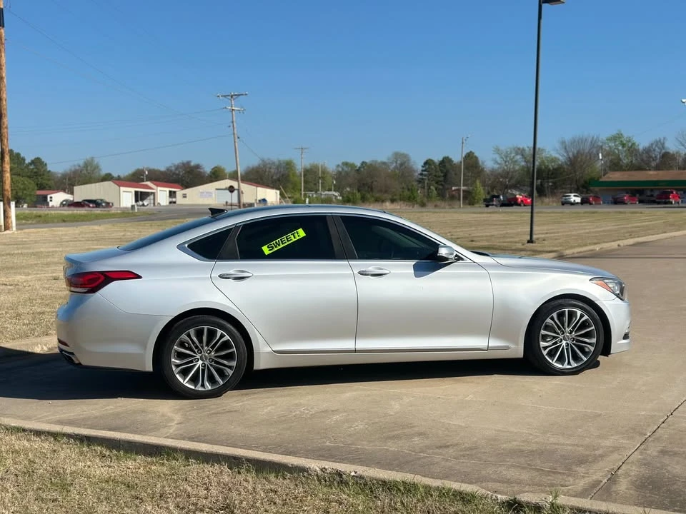 2015 Hyundai Genesis - Image 6 of 15