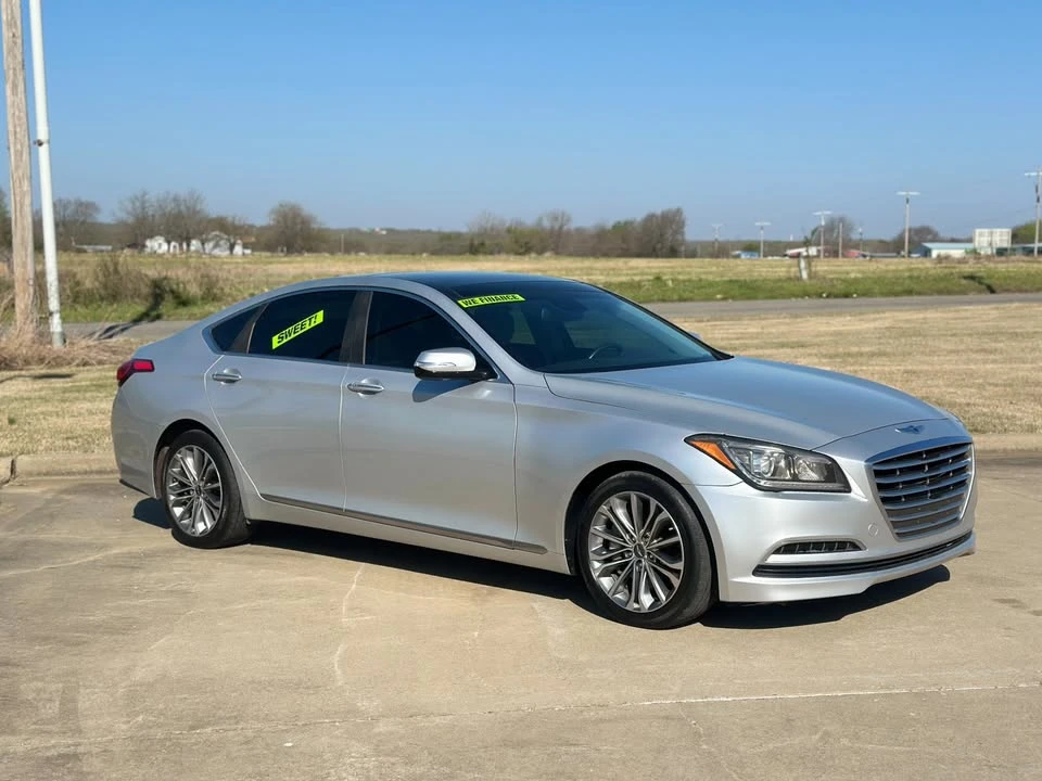 2015 Hyundai Genesis - Image 5 of 15