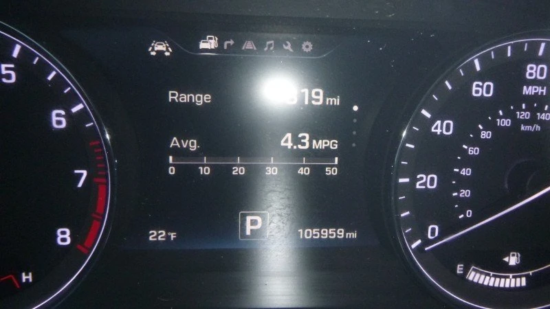 2015 Hyundai Genesis - Image 18 of 20