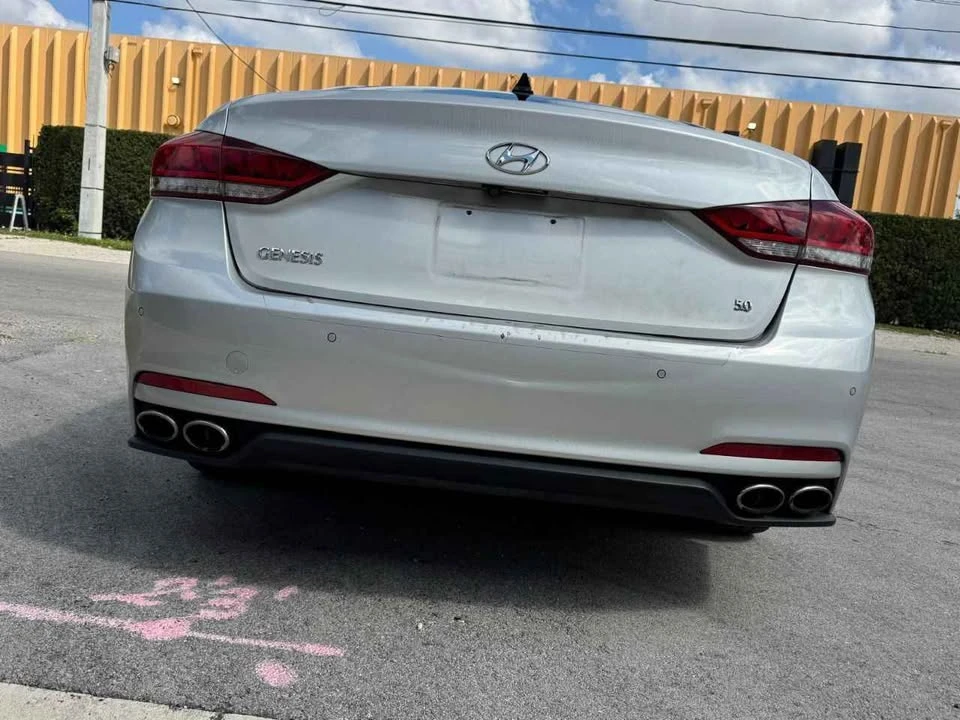 2015 Hyundai Genesis - Image 3 of 10