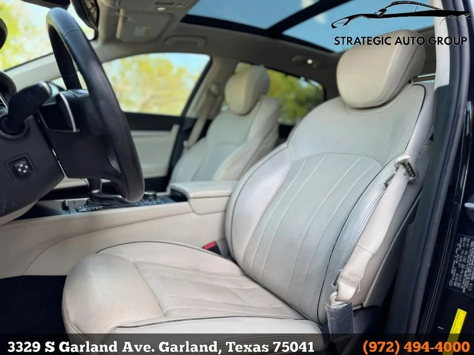 2015 Hyundai Genesis - Image 10 of 13