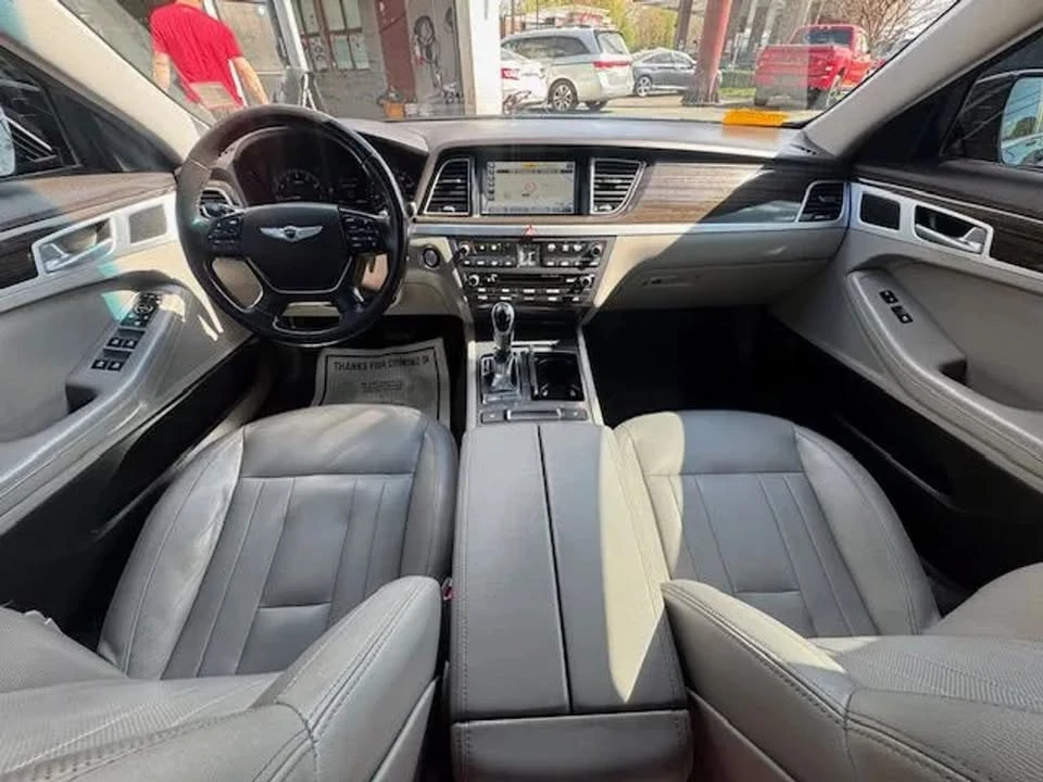 2015 Hyundai Genesis - Image 3 of 8