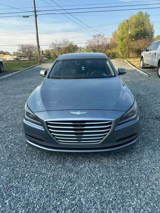2015 Hyundai Genesis - Image 5 of 10