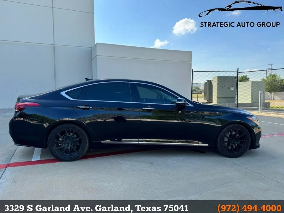 2015 Hyundai Genesis - Image 7 of 13