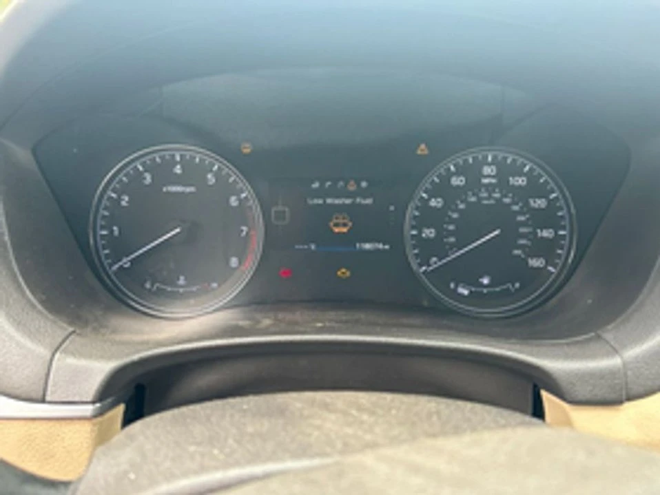 2015 Hyundai Genesis - Image 10 of 20