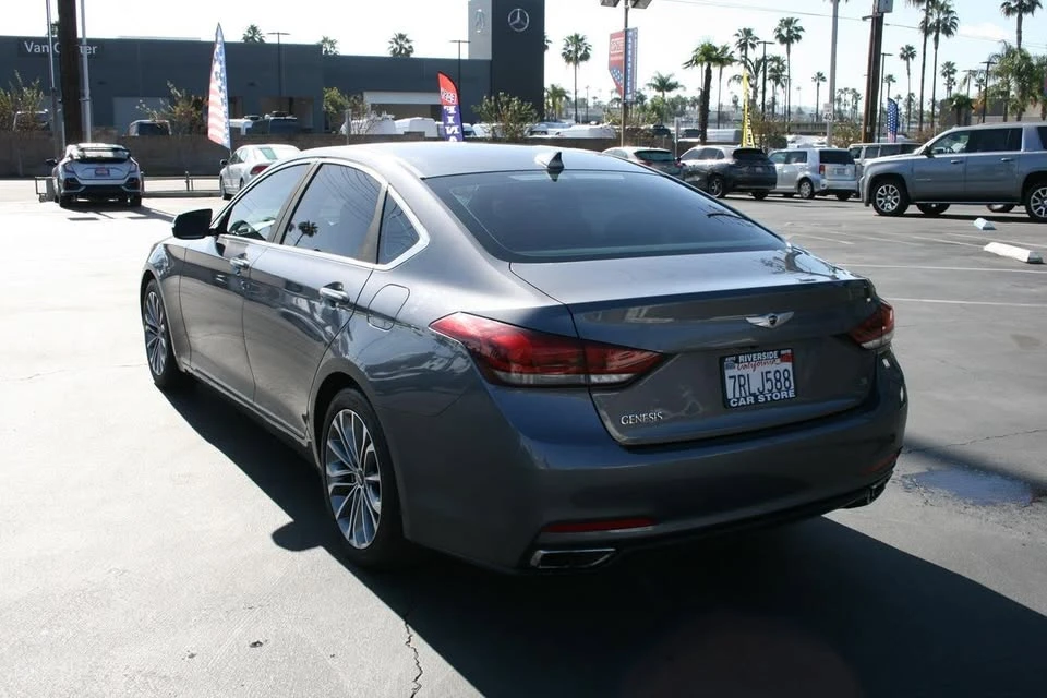 2015 Hyundai Genesis - Image 14 of 20