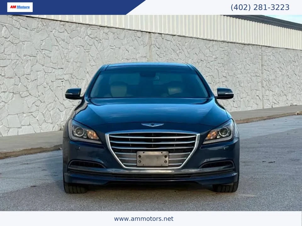 2015 Hyundai Genesis - Image 2 of 17
