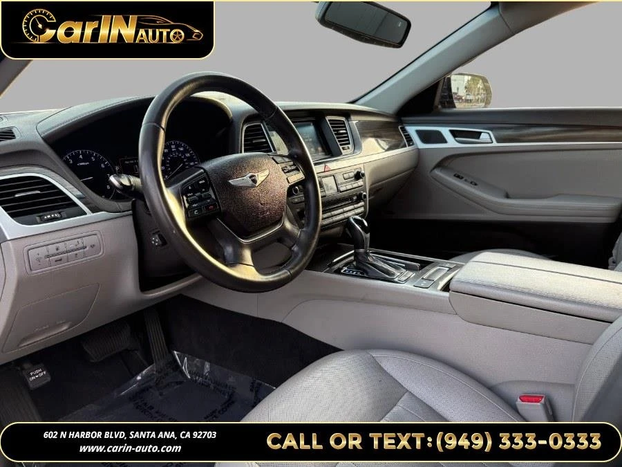 2015 Hyundai Genesis - Image 10 of 20