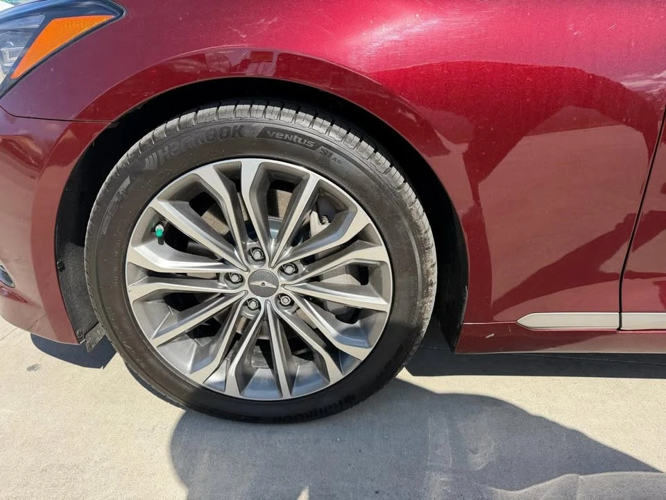 2015 Hyundai Genesis - Image 6 of 16