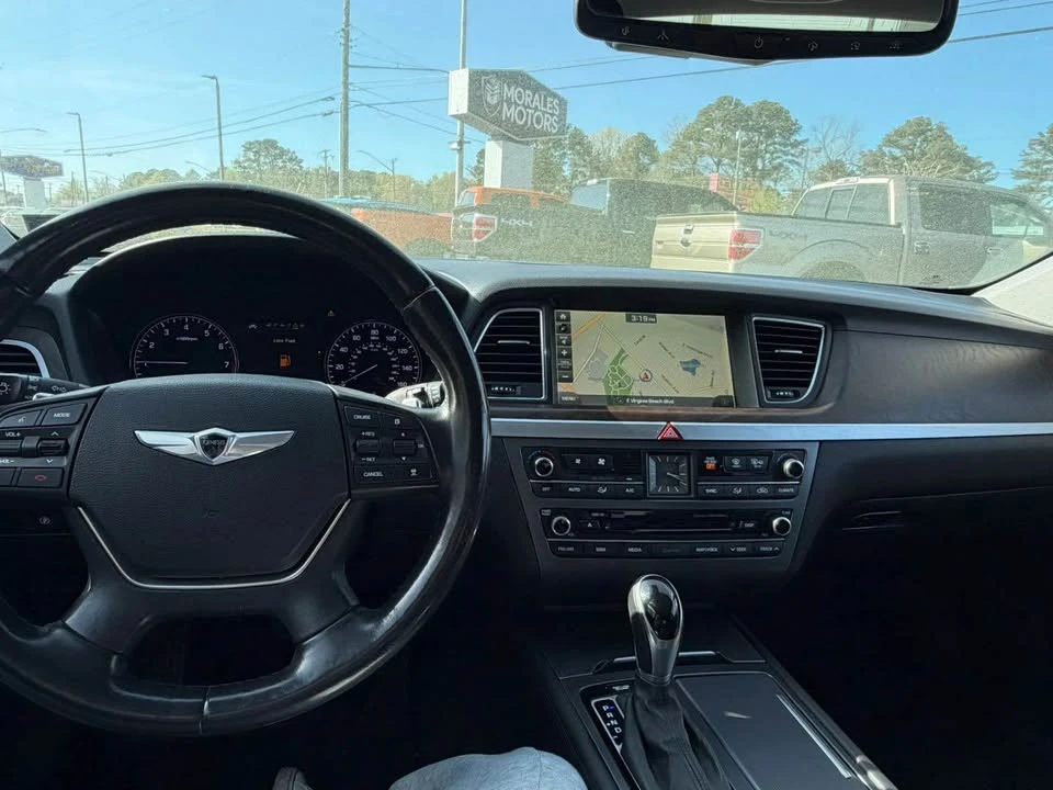 2015 Hyundai Genesis - Image 5 of 9