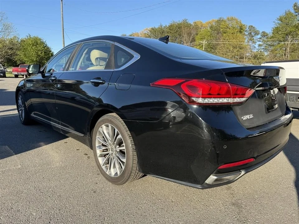 2015 Hyundai Genesis - Image 5 of 20