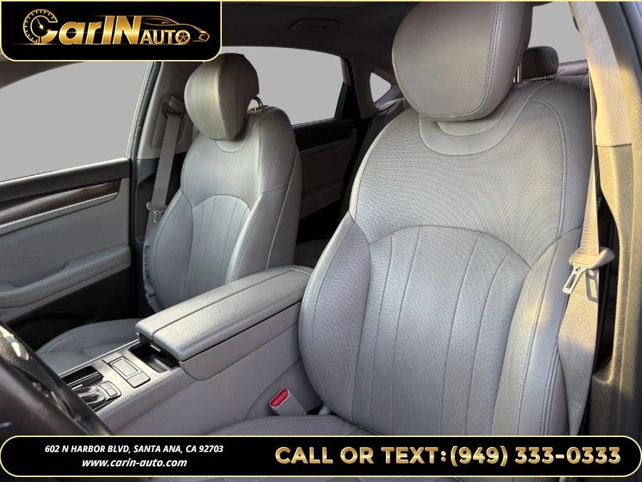 2015 Hyundai Genesis - Image 11 of 20