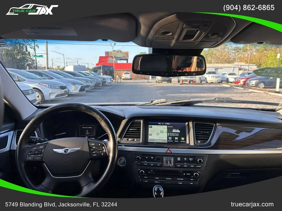 2015 Hyundai Genesis - Image 16 of 20